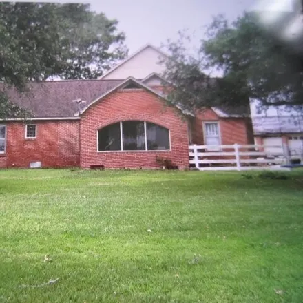 Buy this 5 bed house on 2663 Avenue F North in Matagorda County, TX 77414