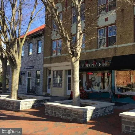 Image 1 - Old Town Winchester, Once Upon A Find, South Loudoun Street, Winchester, VA 22601, USA - Apartment for rent