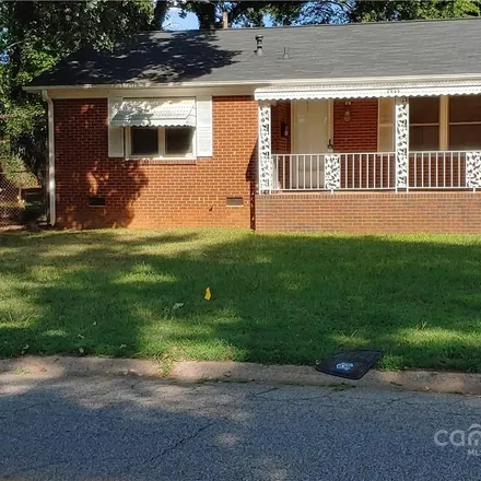 Buy this 3 bed house on 2655 Kenhill Drive in Charlotte, NC 28208