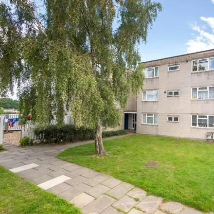 Buy this 2 bed apartment on Hambleton Hill in Southgate, RH11 8SY