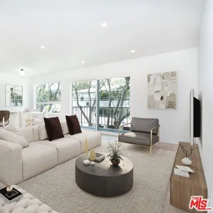 Image 1 - 8354 Clinton Street, West Hollywood, CA 90048, USA - Apartment for rent
