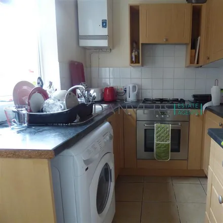 Rent this 3 bed townhouse on Grasmere Street in Leicester, LE2 7PT