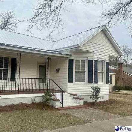 Buy this 4 bed house on 134 High Street in Cheraw, SC 29520