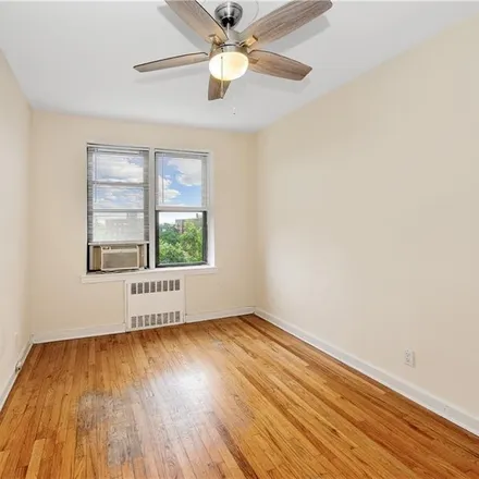 Image 8 - 1293 East 5th Street, New York, NY 11230, USA - Condo for sale