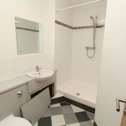 Image 5 - Montana House, Manchester, M1 - Apartment for sale