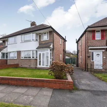 Rent this 2 bed duplex on Cherry Tree Avenue in Sandwell, WS5 4JL