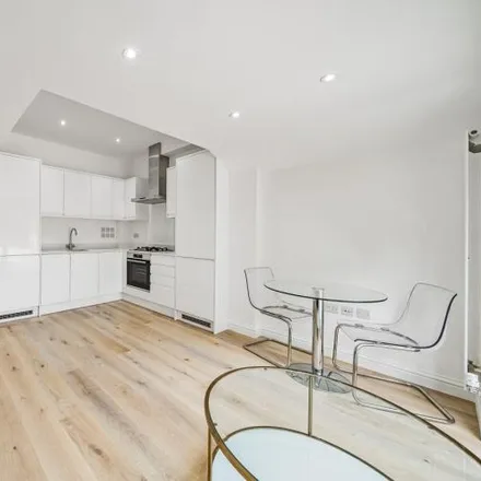 Image 2 - 22, 24, 26, 28 Mossbury Road, London, SW11 2PA, United Kingdom - Apartment for rent