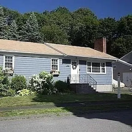 Image 2 - 139 Spring View Drive, Lynn, MA 01902, USA - House for rent