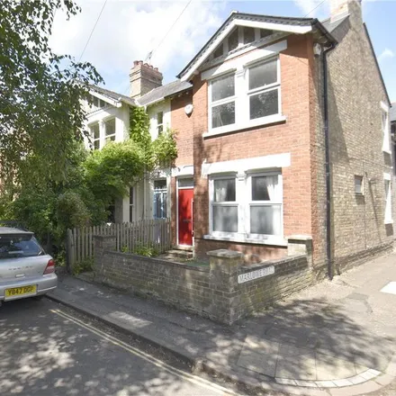 Rent this 3 bed duplex on 105a Grantchester Meadows in Cambridge, CB3 9JN
