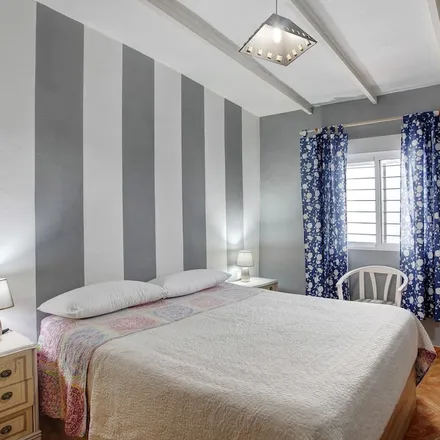 Rent this 5 bed apartment on 38440 La Guancha