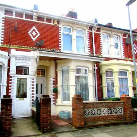 Rent this 3 bed townhouse on Belgravia Road in Portsmouth, PO2 0DX
