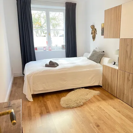 Rent this 1 bed apartment on Eichenstraße 77 in 20255 Hamburg, Germany