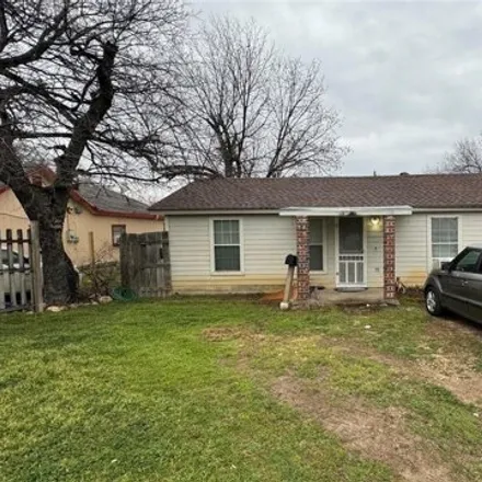 Buy this 2 bed house on 3314 North Calhoun Street in Fort Worth, TX 76106