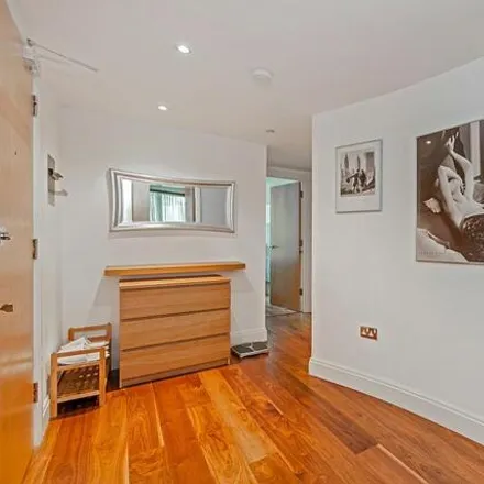 Image 6 - The Winch, 21 Winchester Road, London, NW3 3NR, United Kingdom - Apartment for sale