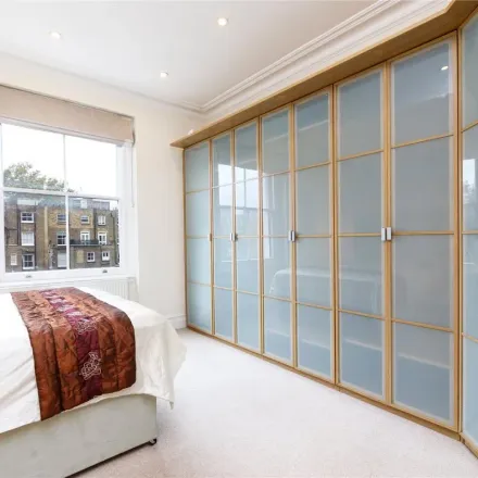 Image 2 - Wickham Court, 7-8 Ashburn Gardens, London, SW7 4DP, United Kingdom - Apartment for rent