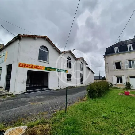 Buy this 5 bed house on Voix Communale de Civray à Saint-Saviol in 86400 Civray, France