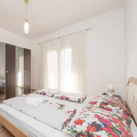 Rent this 6 bed house on 23205 Općina Bibinje