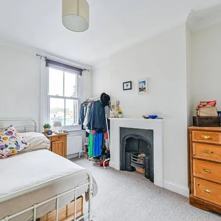 Image 9 - 13 Sudlow Road, London, SW18 1HP, United Kingdom - Apartment for rent