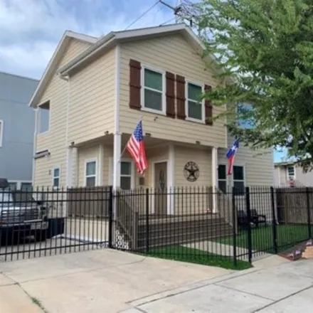 Rent this 3 bed house on 1629 Mc Neill Street in Houston, TX 77009