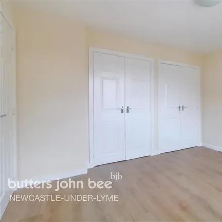 Image 6 - Chervil Close, Newcastle-under-Lyme, ST5 3FF, United Kingdom - House for rent