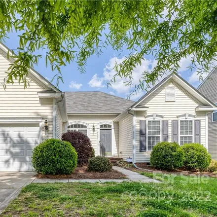 Buy this 3 bed house on 2527 Bethesda Oaks Drive in Gastonia, NC 28056