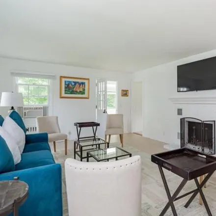Image 4 - 11 Meadowlark Lane, Village of Sag Harbor, Suffolk County, NY 11963, USA - House for rent