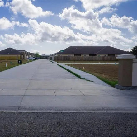 Image 6 - 5048 Queen's Court, Corpus Christi, TX 78413, USA - Townhouse for sale