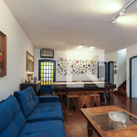 Buy this 7 bed house on Condomínio Ramsés II in Rua Bom Pastor 570, Tijuca