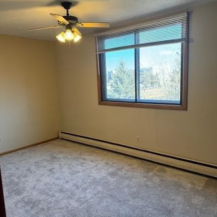 Image 6 - MN 55, Golden Valley, MN 55340, USA - Apartment for rent