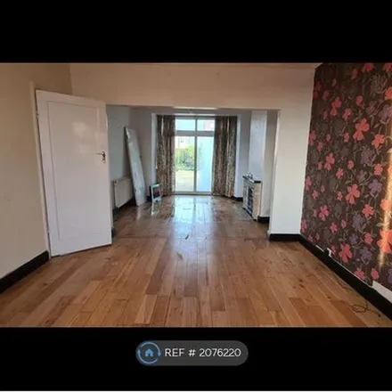 Image 9 - Penerley Road, London, RM13 9HQ, United Kingdom - Duplex for rent
