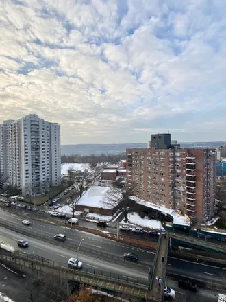 Image 8 - 3530 Henry Hudson Parkway East, New York, NY 10463, USA - Condo for sale