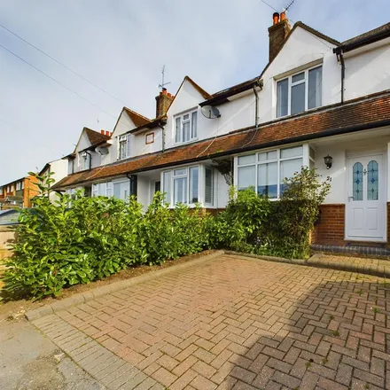 Rent this 2 bed duplex on Sycamore Road in Chalfont St Giles, HP8 4PE