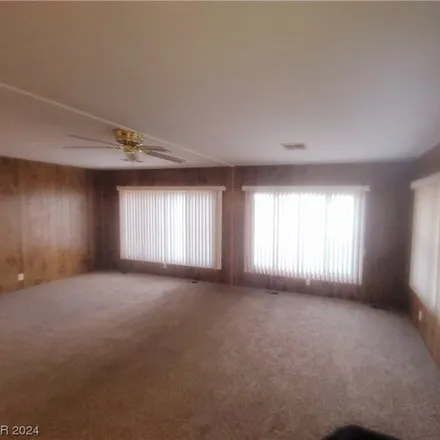 Image 6 - 5069 Royal Drive, Spring Valley, NV 89103, USA - Apartment for sale