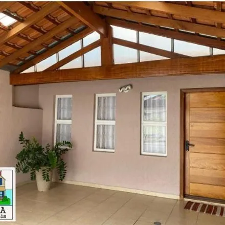Buy this 2 bed house on Rua Maria de Lourdes Cangleriane Canciam in Jardim Santana, Hortolândia - SP