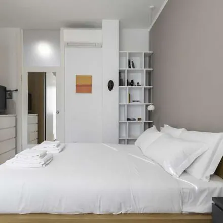 Image 5 - Piazza Cinque Giornate, 29135 Milan MI, Italy - Apartment for rent