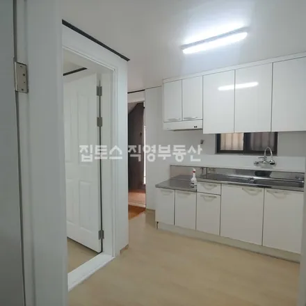 Rent this 2 bed apartment on 서울특별시 마포구 합정동 361-46