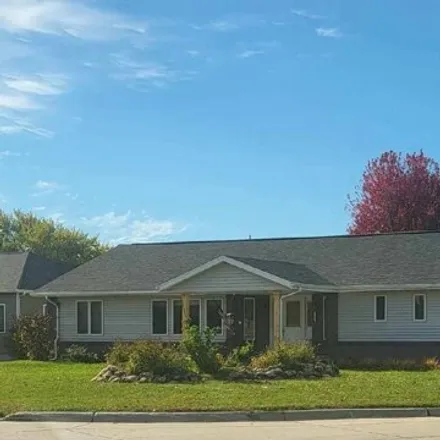 Buy this 5 bed house on West 17th Street in Spencer, IA 51301
