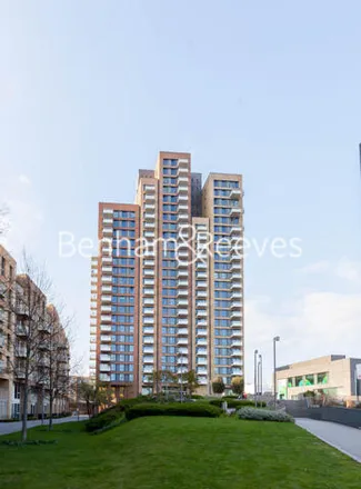 Image 5 - Ivy Point, 5 Hannaford Walk, London, E3 3SU, United Kingdom - Apartment for rent