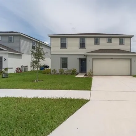 Buy this 5 bed house on Aspen Avenue in Polk County, FL 33836