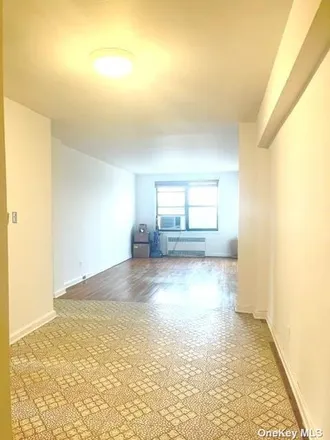 Buy this 1 bed condo on 142-15 26th Avenue in New York, NY 11354