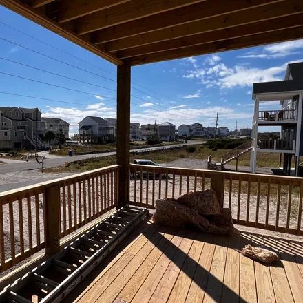 Image 9 - 1239 New River Inlet Road, North Topsail Beach, NC 28460, USA - House for sale