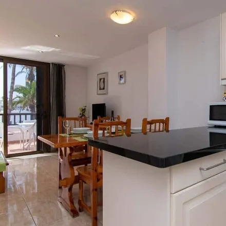Image 3 - 38650 Los Cristianos, Spain - Apartment for rent