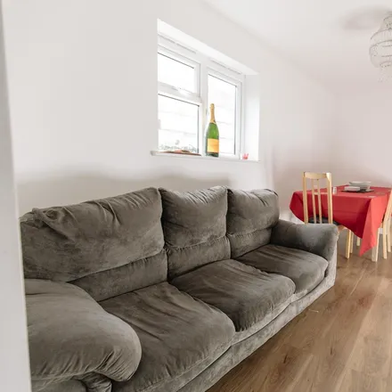 Rent this 2 bed house on London in Thornton Heath, GB