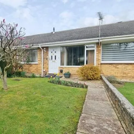 Buy this 2 bed house on 53 Bracken Road in North Baddesley, SO52 9FP
