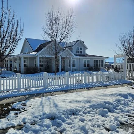 Image 2 - 66 520 South, Hyde Park, Cache County, UT 84318, USA - House for sale