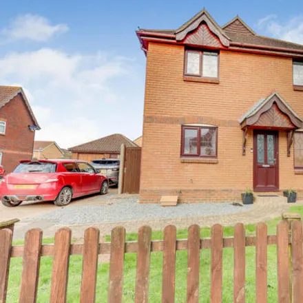 Buy this 4 bed house on Nicholson Grove in Wickford, SS12 9PL
