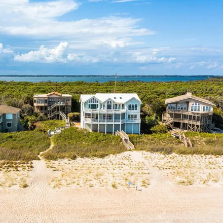 Image 5 - 473 Maritime Place, Pine Knoll Shores, Carteret County, NC 28512, USA - House for sale