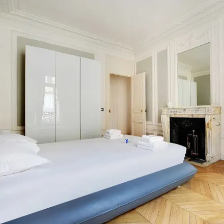 Image 5 - 20 Rue Beaujon, 75008 Paris, France - Apartment for rent