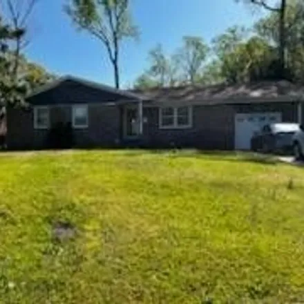 Rent this 3 bed house on 406 Dewitt Street in Acorn Forest, Jacksonville