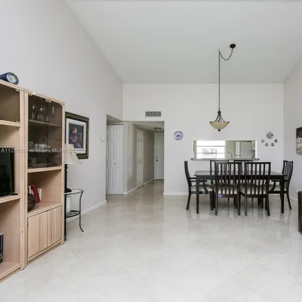 Image 9 - 3041 Holiday Springs Boulevard, Coral Springs, FL 33063, USA - Condo for sale